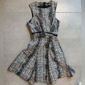 Eva Longoria  Black and White Sleeveless A-Line Midi Dress NWT w/ black belt